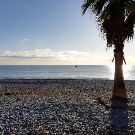 Appartement 2P Et Parking Prive A 50M Des Plages. 卢贝新城 外观 照片