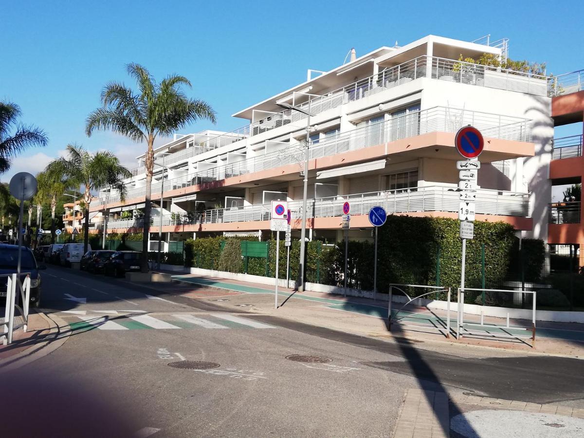 Appartement 2P Et Parking Prive A 50M Des Plages. 卢贝新城 外观 照片
